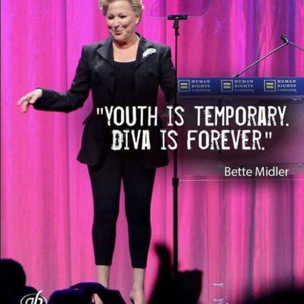 Meet your Posher, Julie